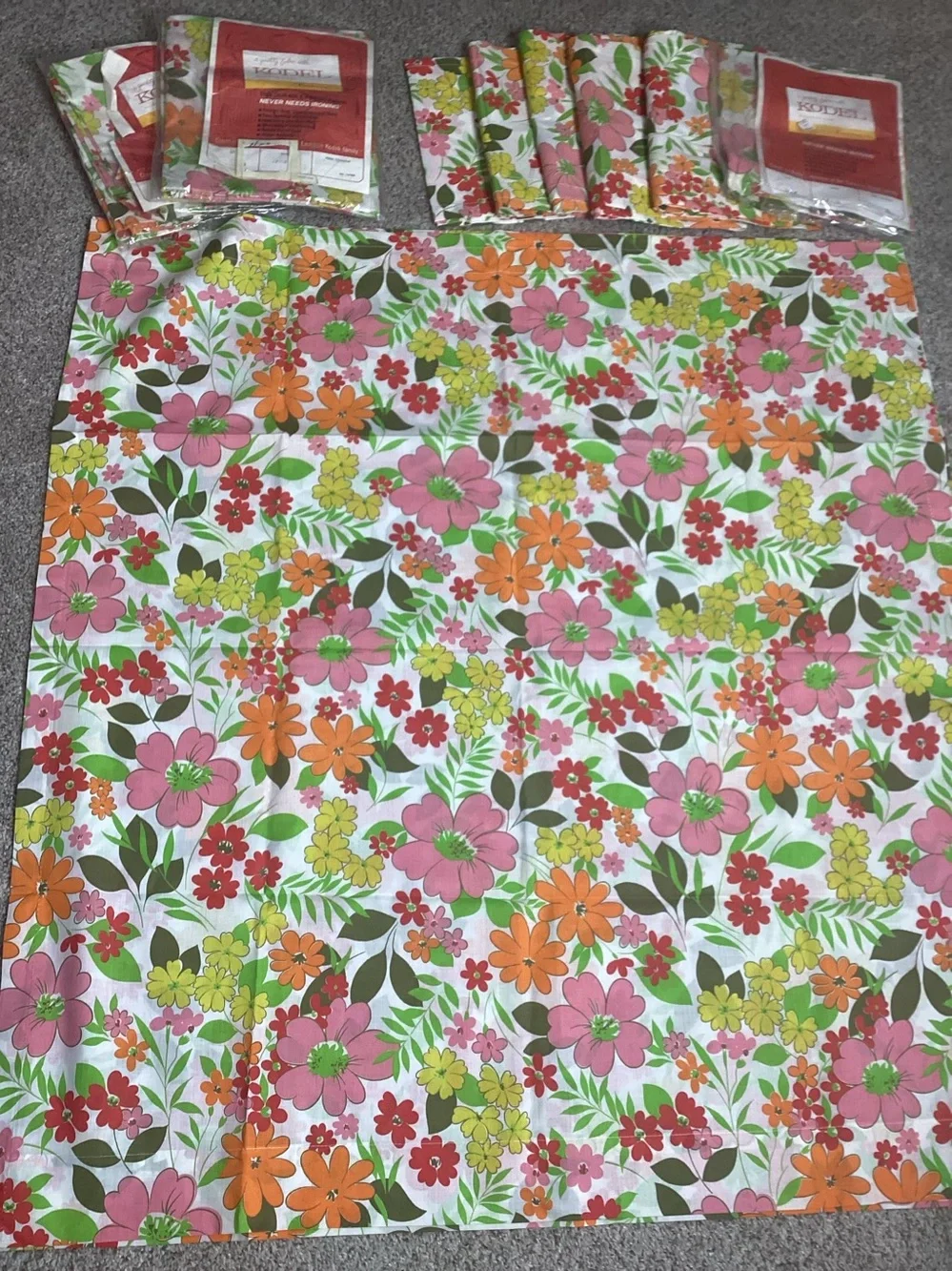 Vintage NIP Kodel Bright Floral Curtains (3) and Valances (6) 45”
